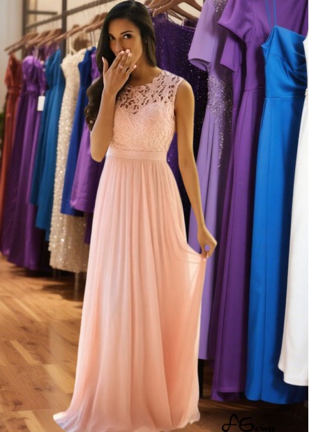 Elegant Pink Chiffon Scoop Neck Floor-Length Bridesmaid Dress with Applique