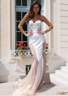 Sweetheart Mermaid Long Prom Dress with Applique – Elegant Tulle Evening Gown with Chapel Train UK