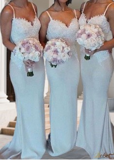 Elegant Satin Sweetheart Neck Lace Bridesmaid Dress with Sweep Train