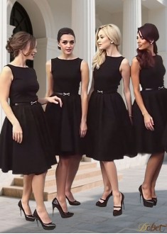 Elegant Scoop Neck Satin Bridesmaid Dress | Sleeveless Knee-Length A-Line
