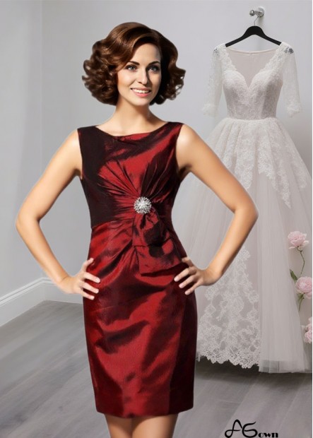 Taffeta Scoop Neck Mother of the Bride Dress – Sleeveless Knee-Length Sheath Gown with Pleats