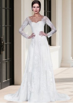 Scoop Neck Tulle A-Line Wedding Dress