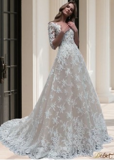 Elegant Tulle and Lace Beach Wedding Dress with Bateau Neck and Illusion Sleeves