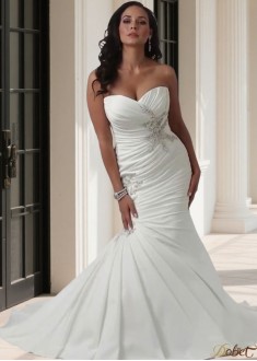Plus Size Sweetheart Mermaid Wedding Dress – Full Length Bridal Gown