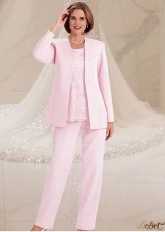 Elegant Pink Three-Piece Lace Satin Mother of the Bride Pantsuit with Jacket