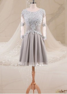 Elegant Short Gray Tulle Chiffon A-Line Mother of the Bride Dress with Scoop Neck