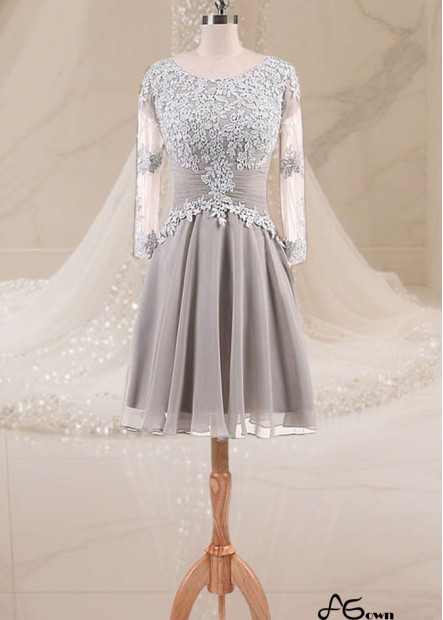 Elegant Short Gray Tulle Chiffon A-Line Mother of the Bride Dress with Scoop Neck