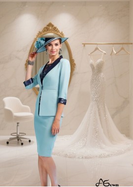 Elegant Lace Satin Knee-Length Mother of the Bride Dress with Scoop Neckline
