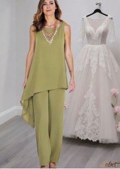 Green Chiffon Mother of the Bride Pantsuit with Jewel Neckline