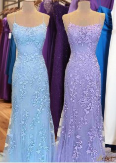 Crystal Embellished Lace Mermaid Prom Dress with Scoop Neck and Sweep Train